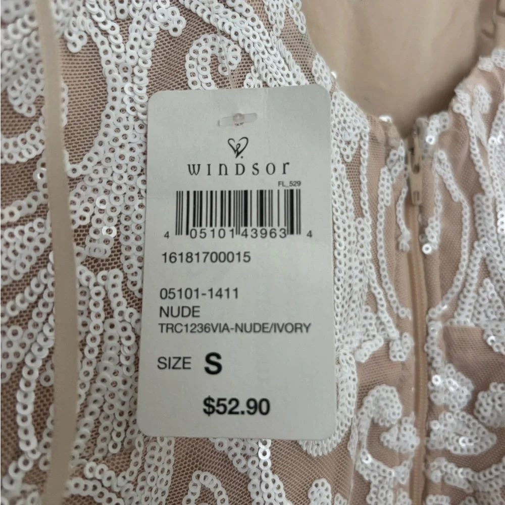 Windsor Tan and White Bodycon Dress Spaghetti Strap Backless - Picture 3 of 3